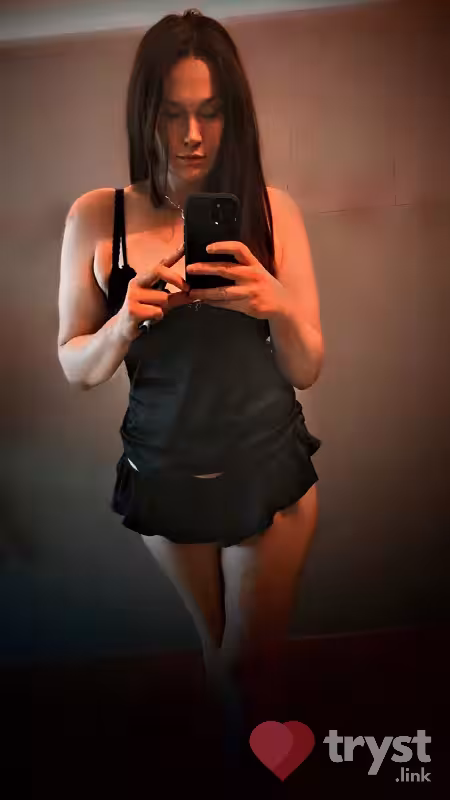 Escort Olivia Warner in Bloomington, MN