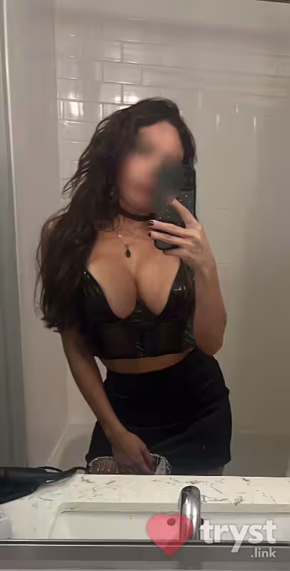 Escort Lola Hermes in Richmond, VA