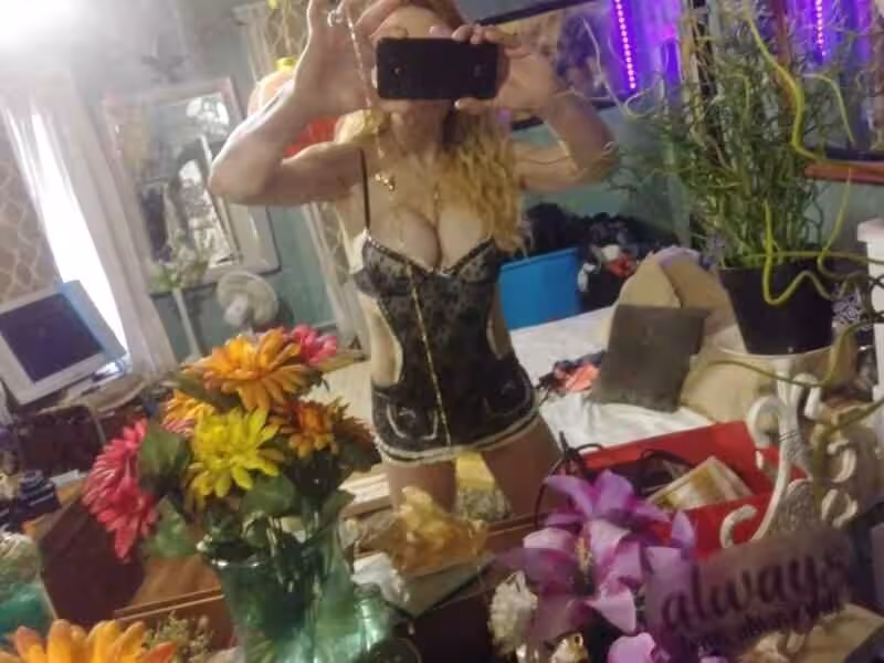 Escort Pamela in Providence, RI